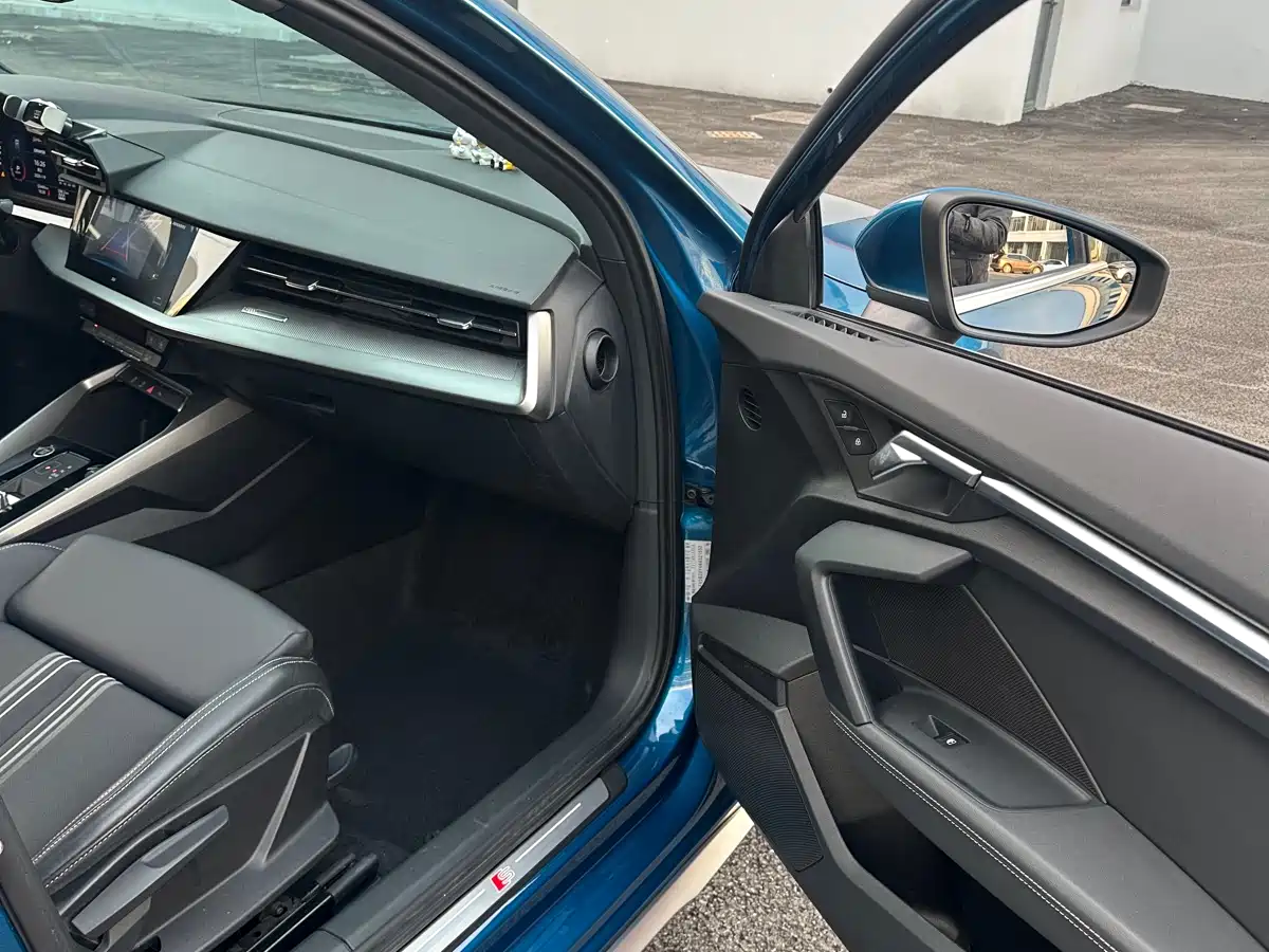 Audi A3 2022 Sportback 35 TFSI Luxury Sport фото 36