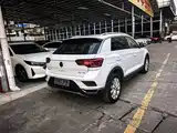 صورة 4 - Volkswagen T-ROC