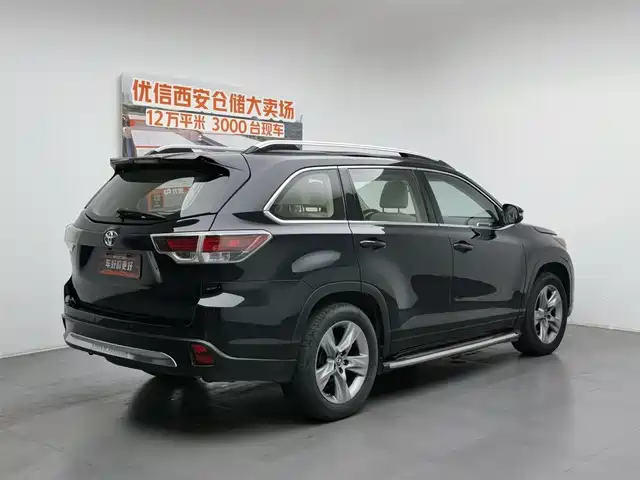 Toyota Highlander 2015 2.0T AWD Ultimate Edition 7-seater — фото 2