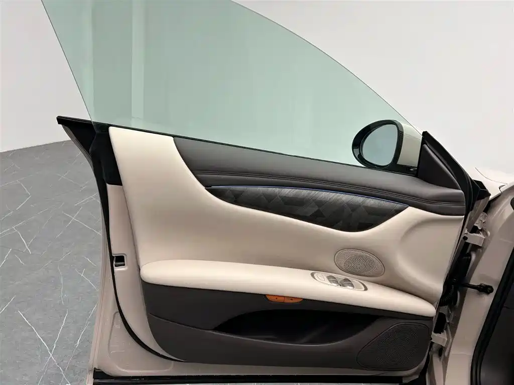 ZHIJI AUTOMOBILE ZHIJI L6