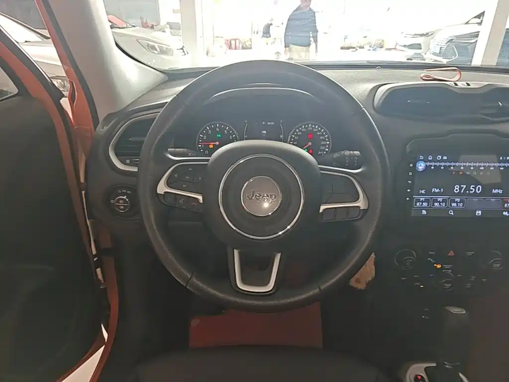 Jeep Renegade 2020 2019 220T Automatic Premium
