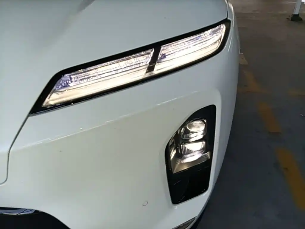 NIO ES8 2026 2025 Model 6-Seat Executive Luxury Edition