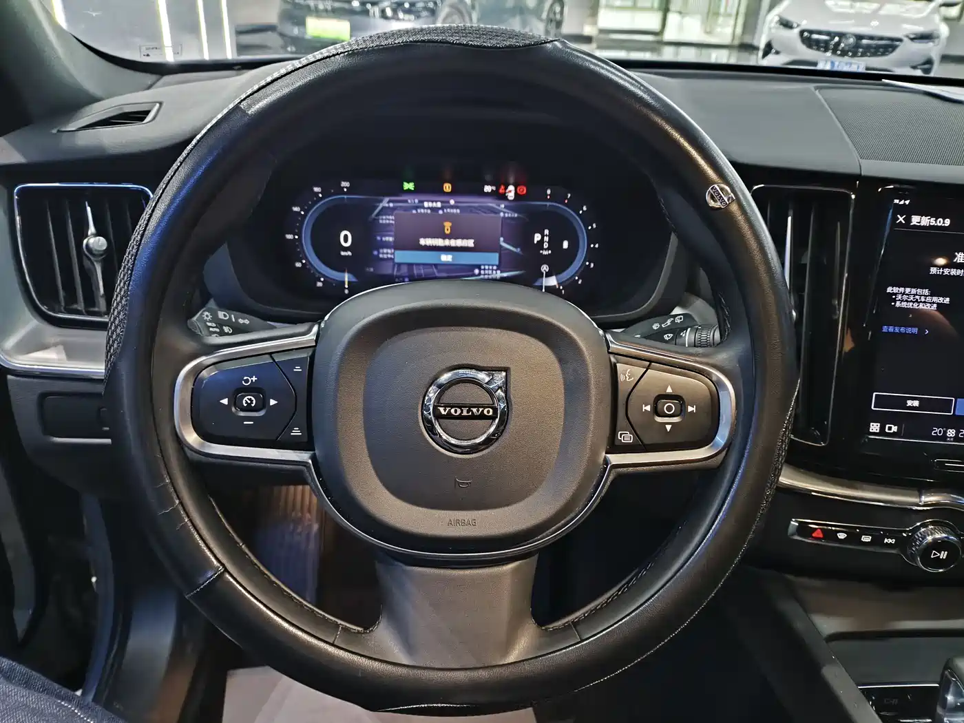 Фото 6 - Volvo XC60