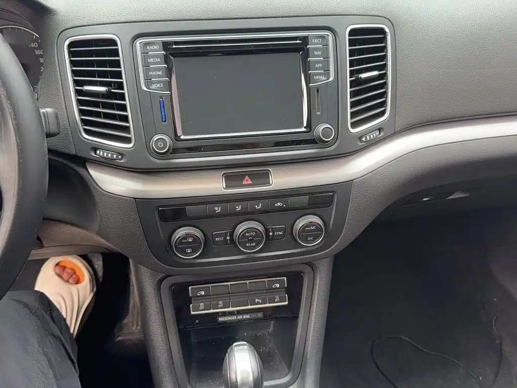 Volkswagen Sharan 2018 2018 380TSI Comfort 7-Seater