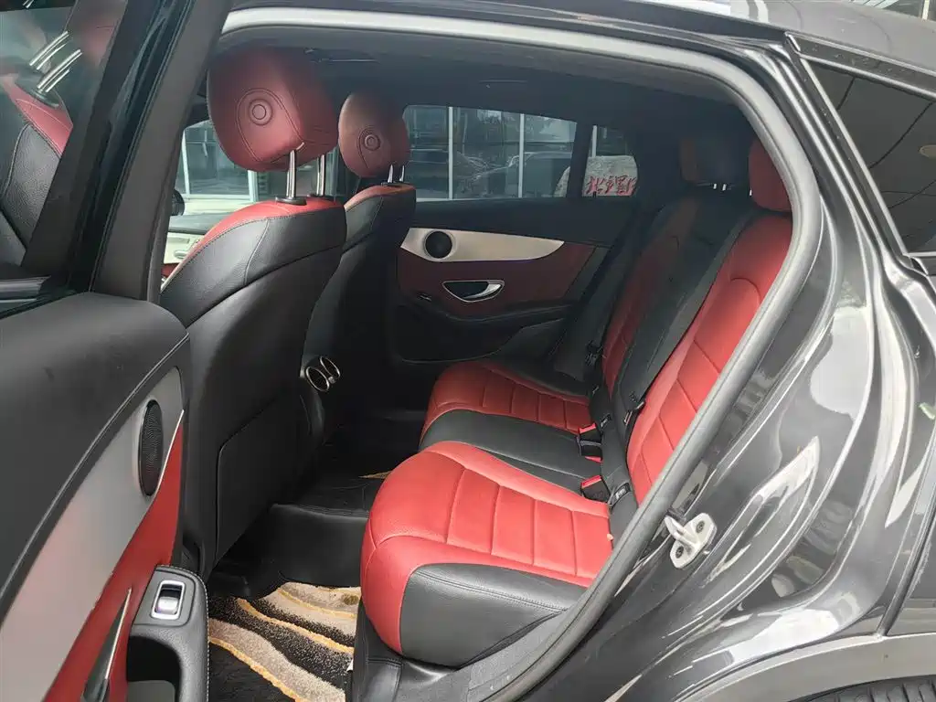 Mercedes-Benz GLC Coupe 2022 2022 GLC 260 4MATIC Coupe SUV