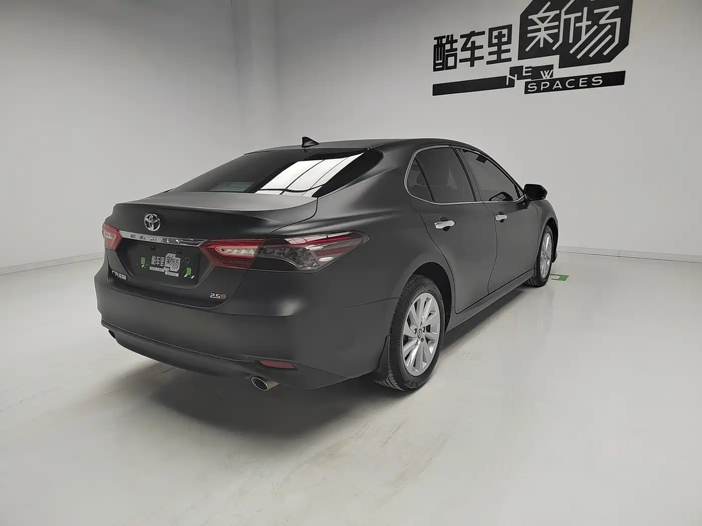 Toyota Camry 2021 2.0G Luxury Edition фото 4