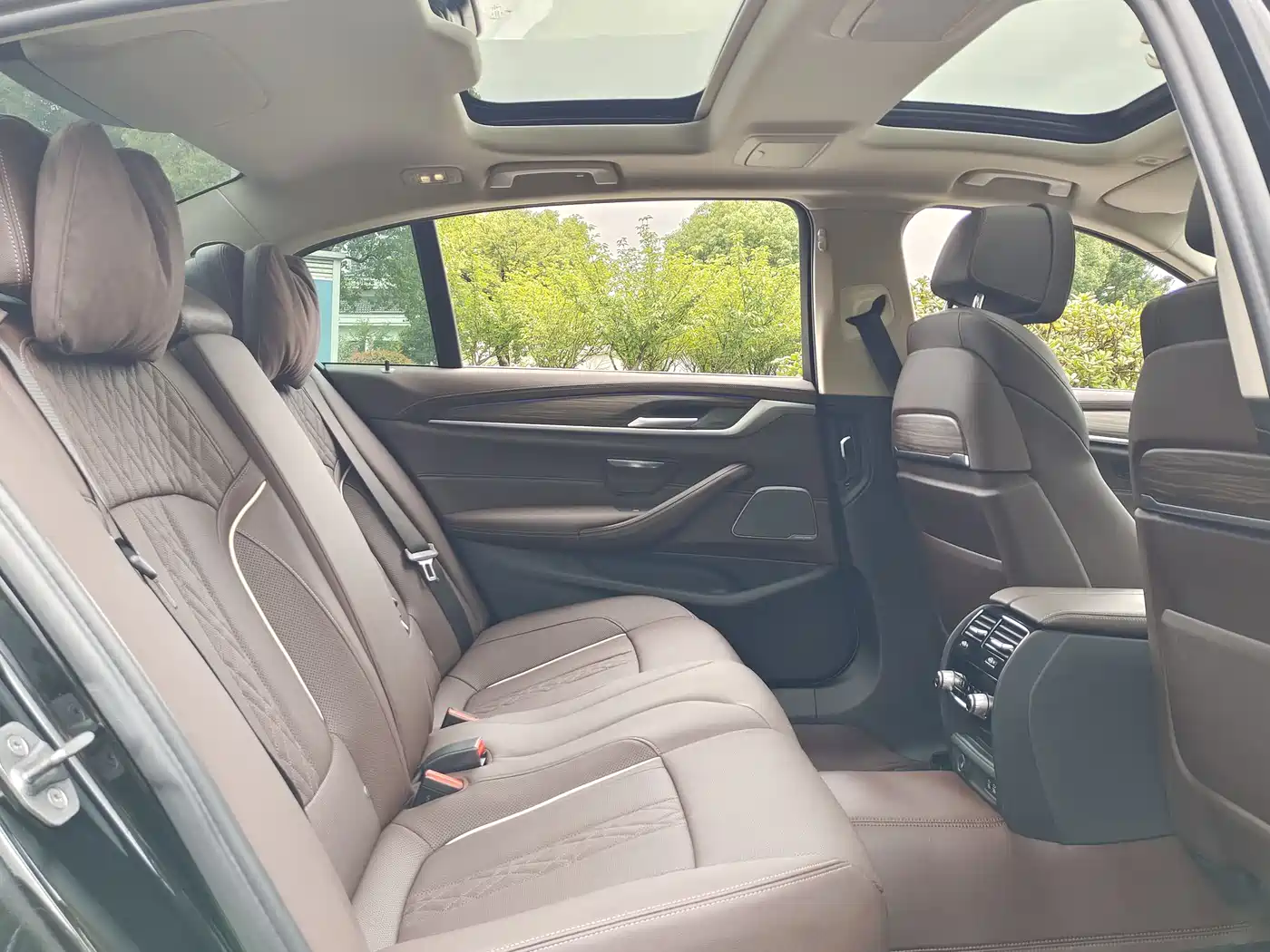 BMW 5 Series, миниатюра 13
