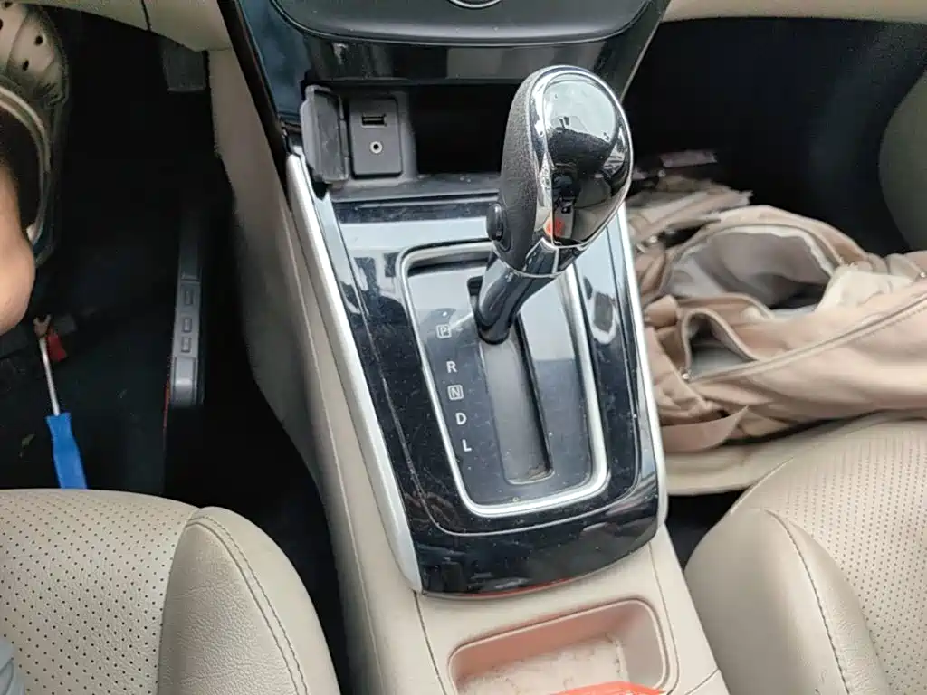 Фото 14 - Nissan Sylphy