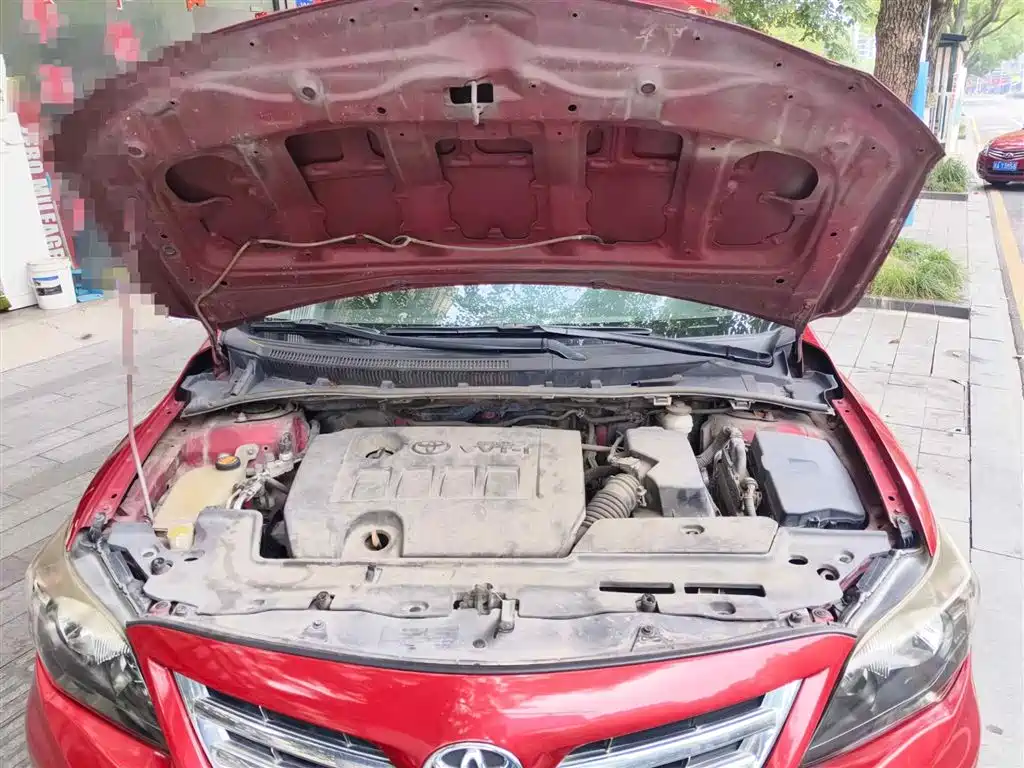 Photo 3 - Toyota Corolla