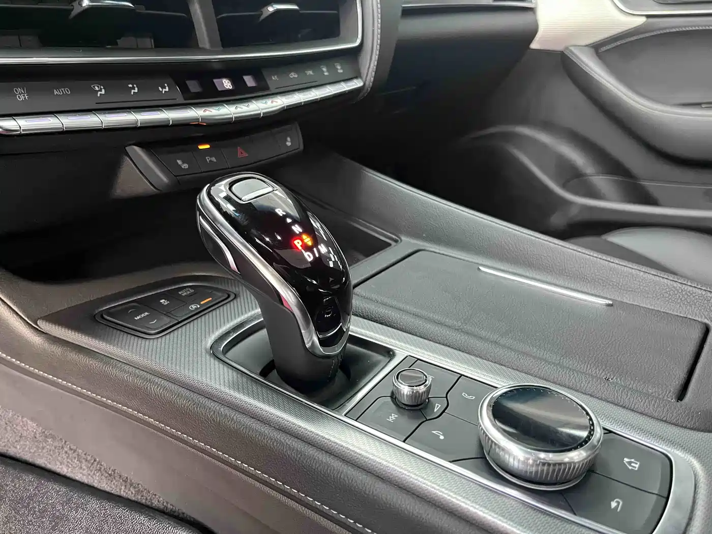 Cadillac CT5 2021 28T Luxury фото 23
