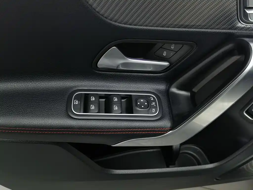 Mercedes-Benz A-Class 2025 2025 A 200 L Fashion Edition
