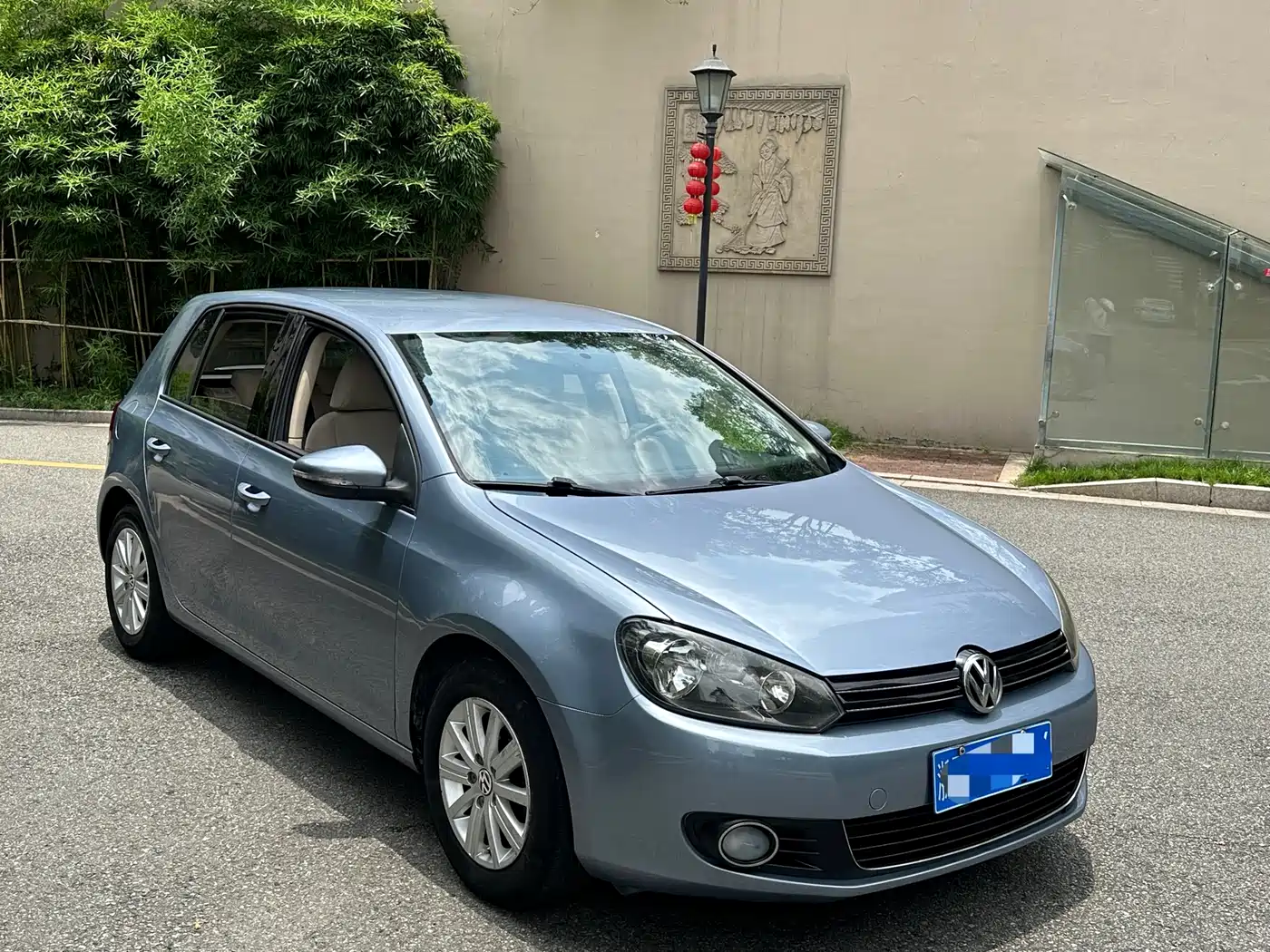 Фото 3 - Volkswagen Golf