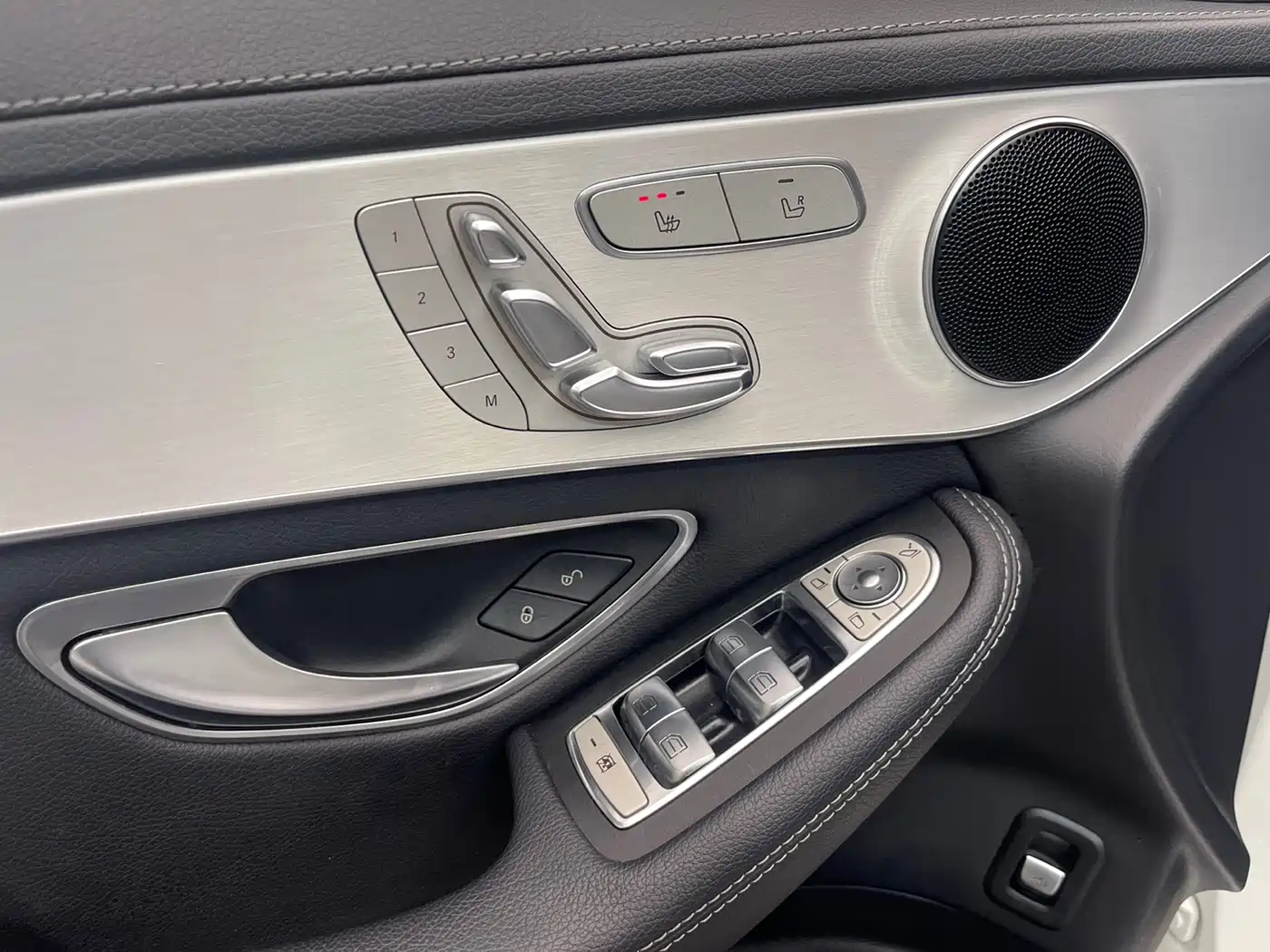 Mercedes-Benz GLC 2022 Facelift II GLC 260 L 4MATIC Sport Model фото 15