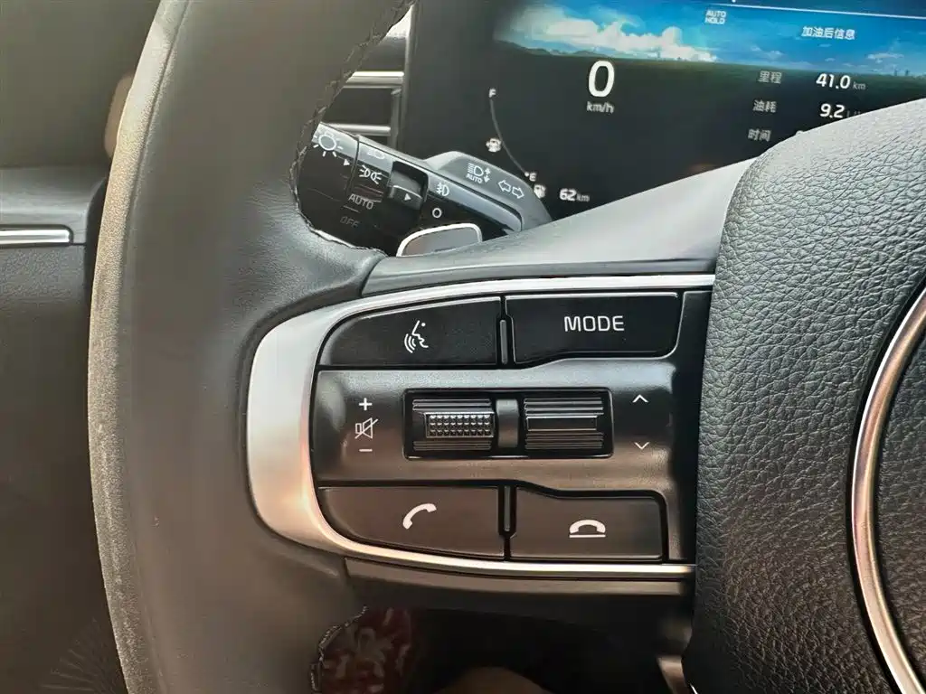 Kia K5 2020 270T CVVD Luxury Edition фото 19