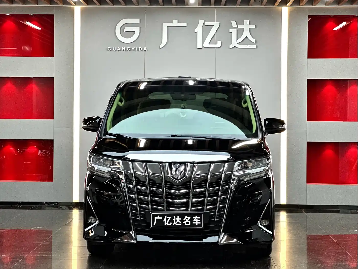 Toyota Alphard 2018 Facelift 3.5L Premium Edition фото 2