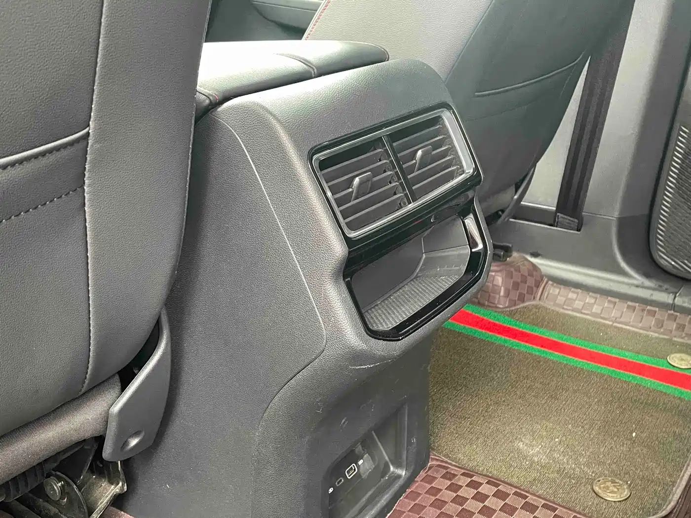 Volkswagen Teramont 2022 Teramont X 380TSI 4MOTION Luxury фото 5