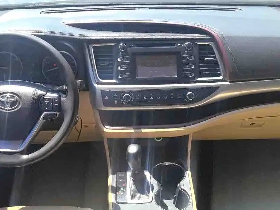 Фото 5 - Toyota Highlander