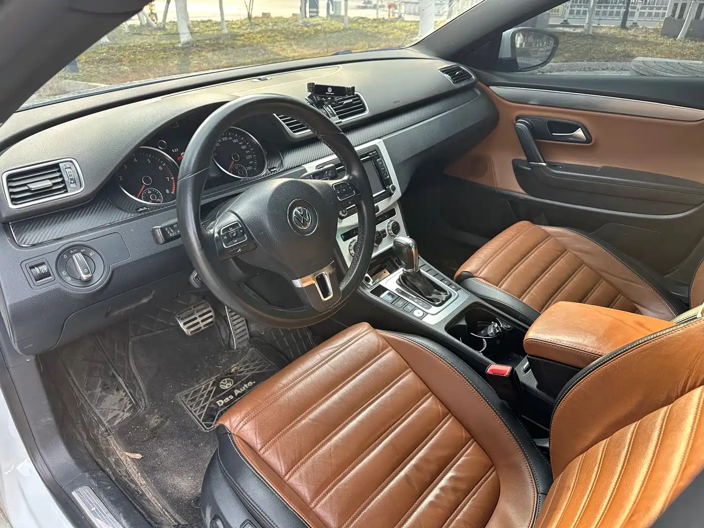 Volkswagen FAW-Volkswagen CC 2016 Model 2.0TSI Luxury фото 14