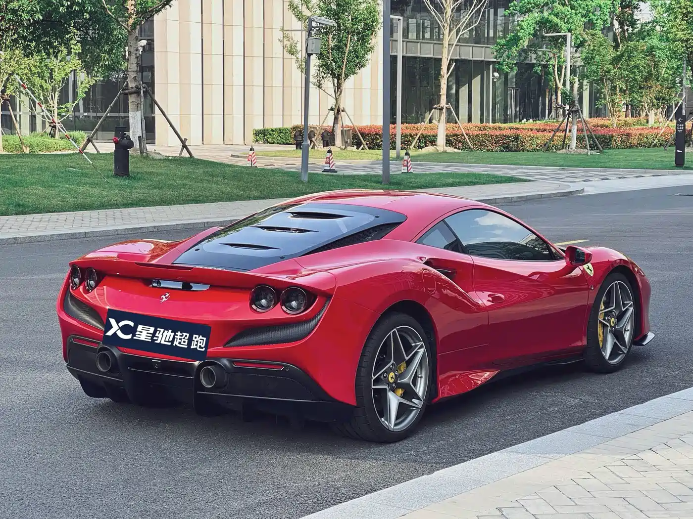 Ferrari F8 2021 2019 Tributo 3.9T V8