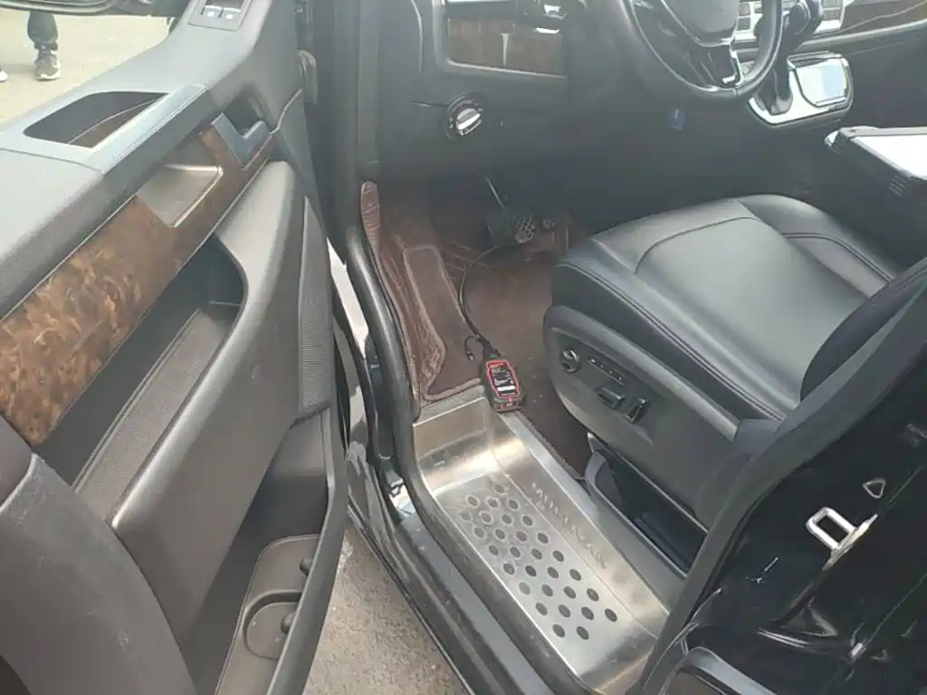 Volkswagen Multivan 2018 2018 2.0TSI 4WD Premium Edition 7-Seater