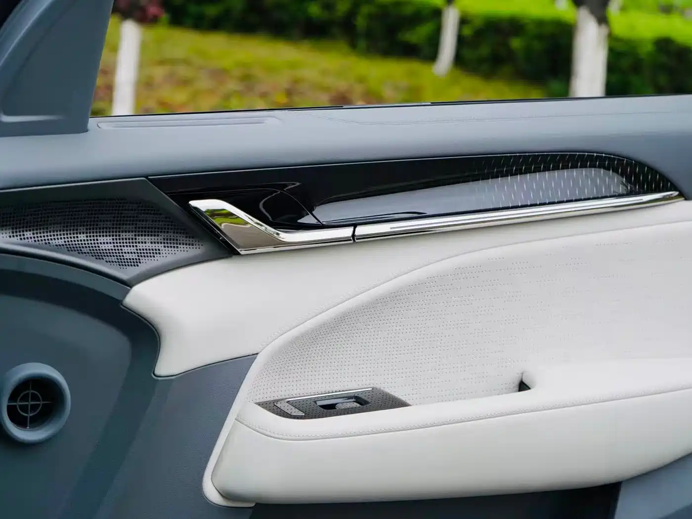 ZEEKR EXTREME KRYPTON 009