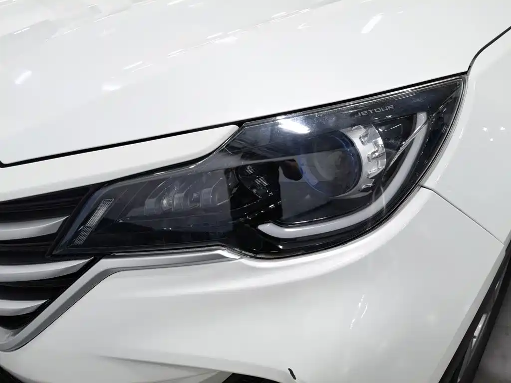 Jetour X70M 2020 2020 Facelift 1.5T Manual Partner 5-seater