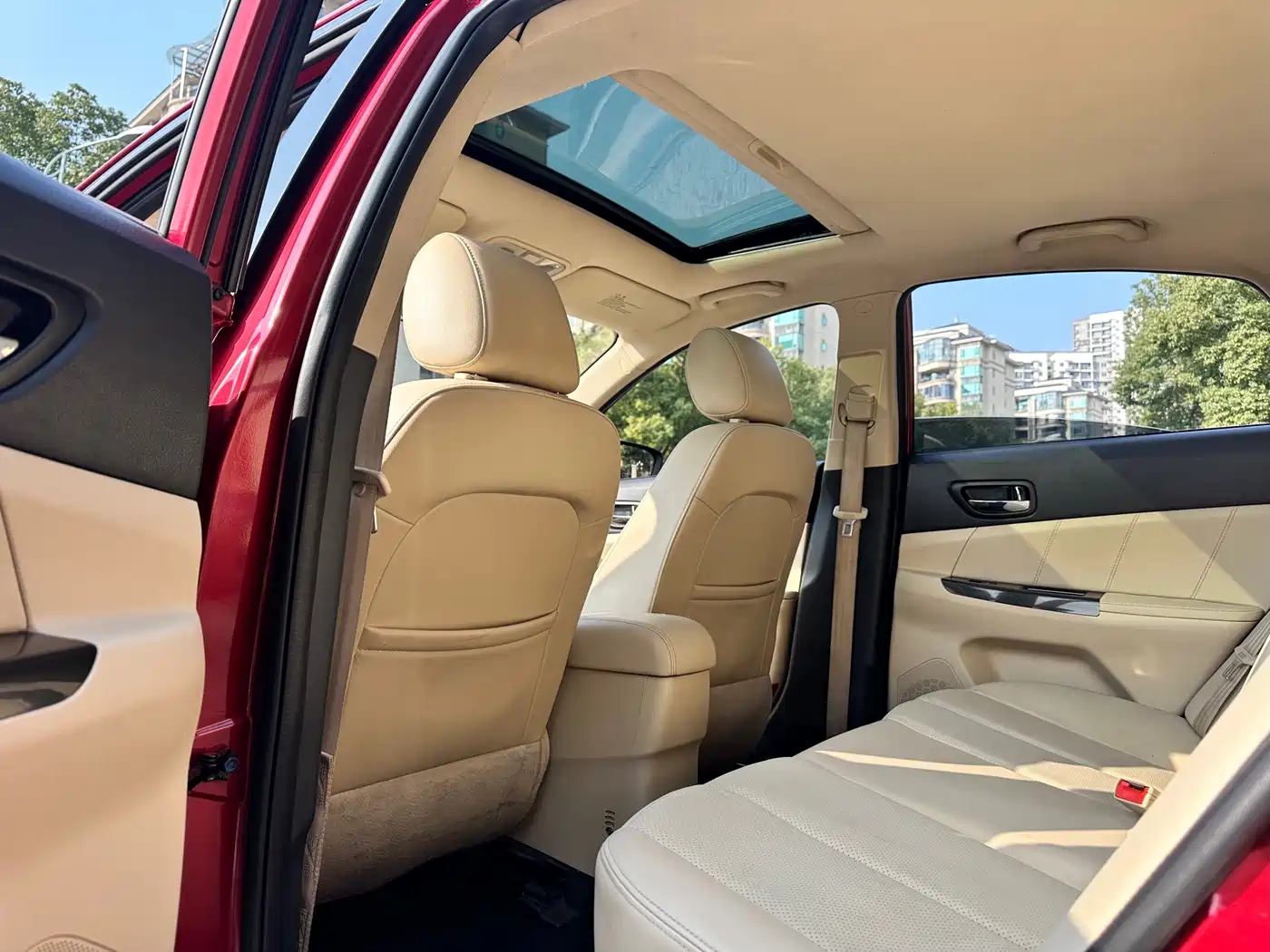 Фото 11 - Changan Eado