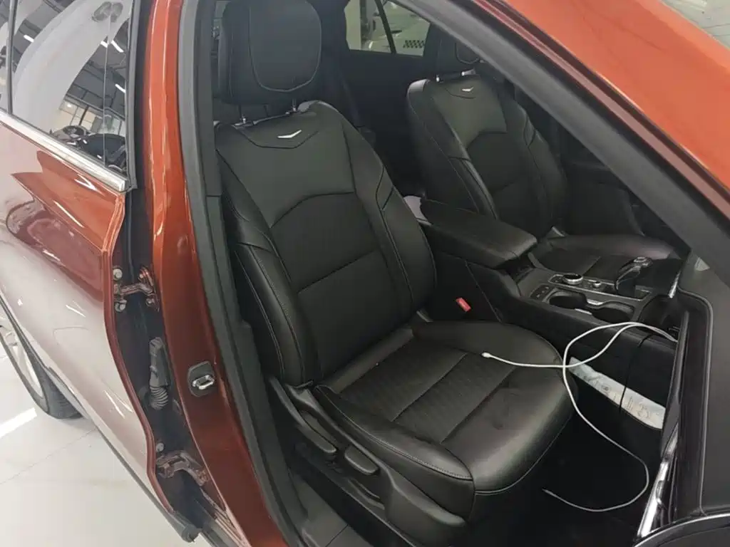 Cadillac XT4 2018 2018 Model 28T 2WD Technology