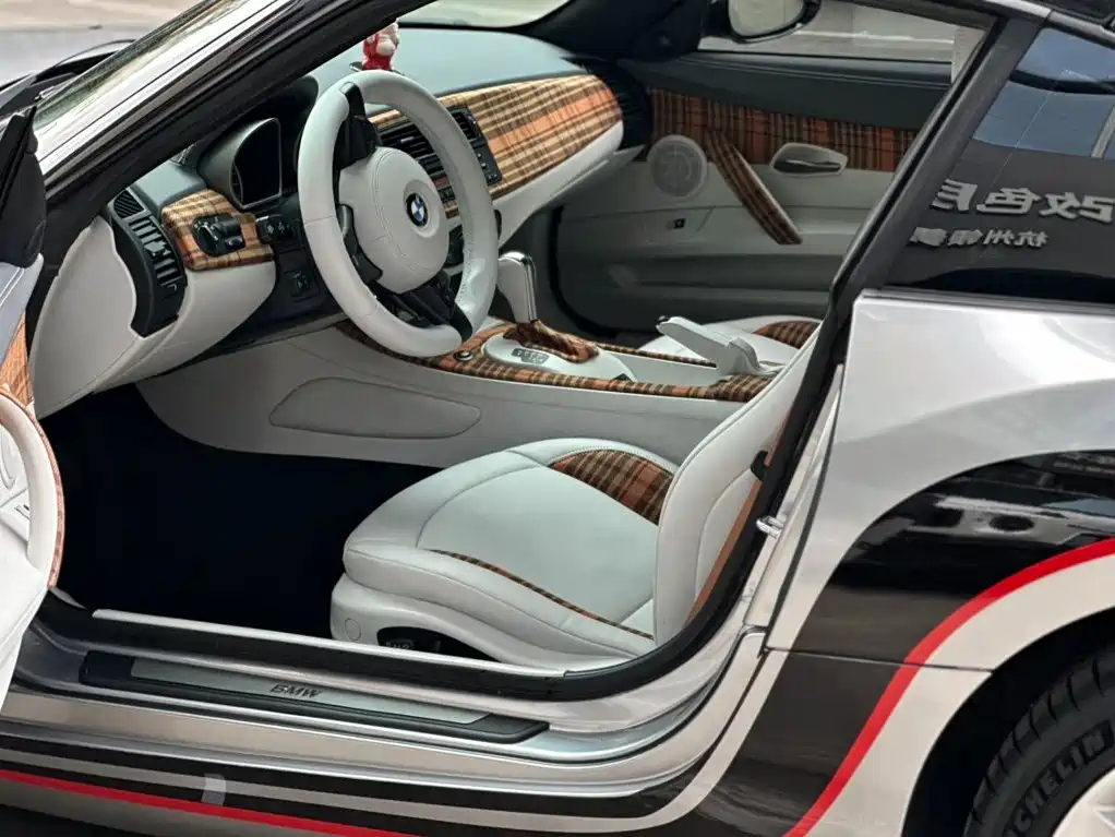 Фото 4 - BMW Z4