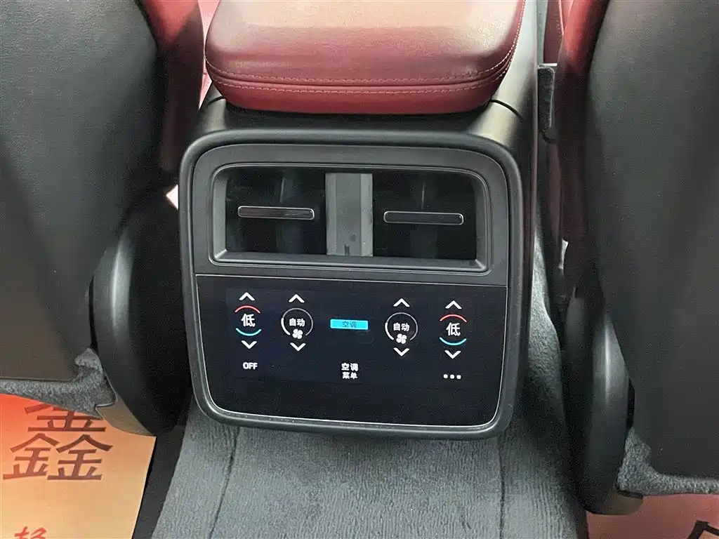 Porsche Taycan 2019 Taycan 4S фото 27