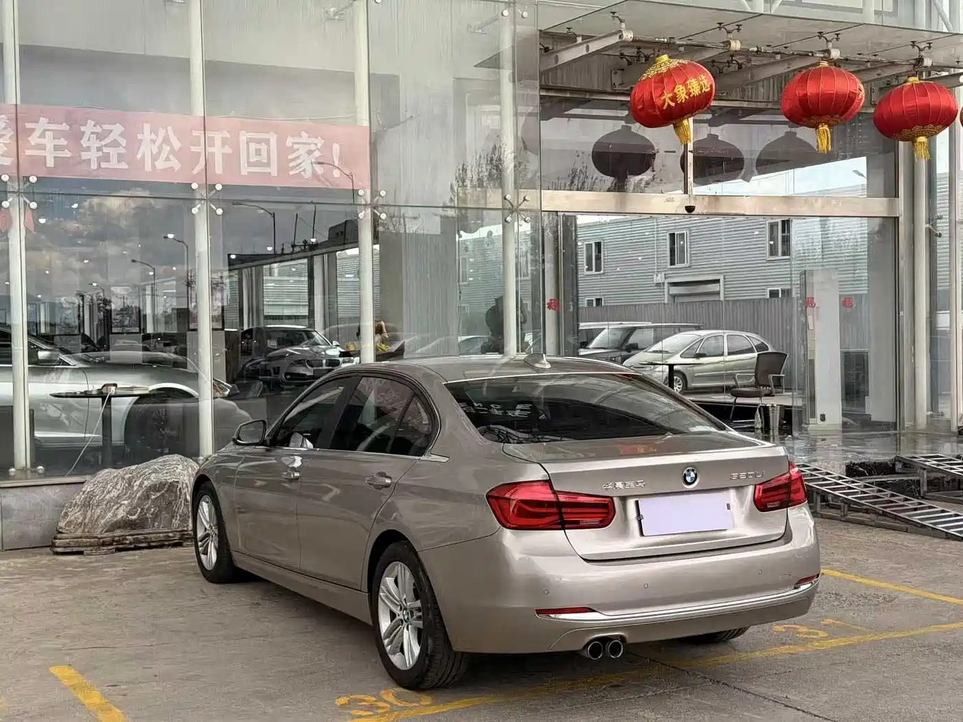BMW 3 Series 2017 320Li Fashion фото 12