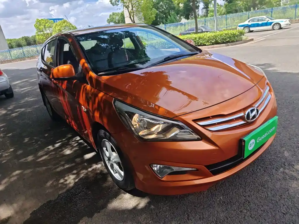 Hyundai Reina 2016 2014 Model 1.4L Automatic GLX
