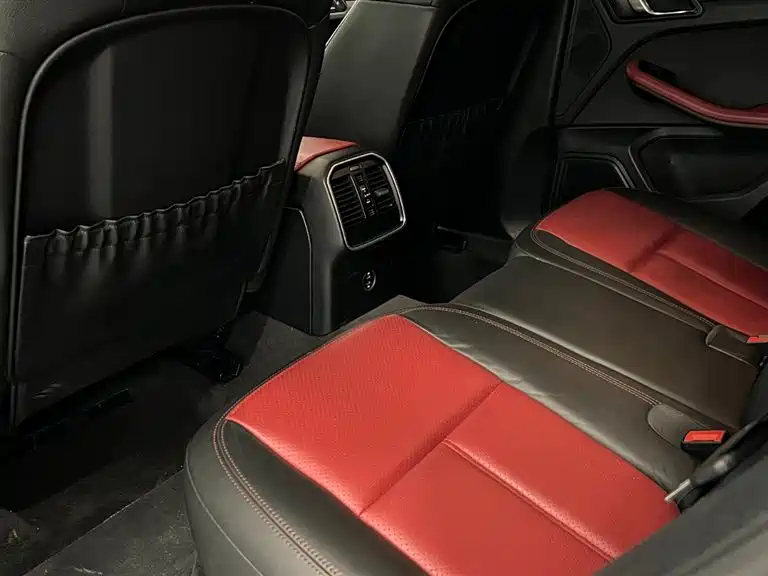 Porsche Macan 2021 Macan 2.0T фото 11