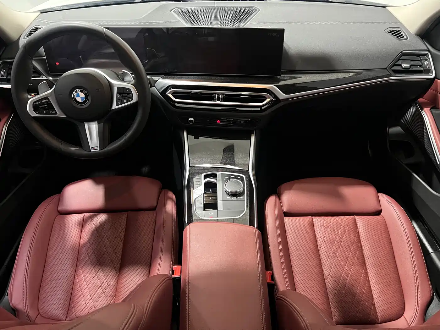 BMW 3 Series 2024 325Li M Sport Package фото 6