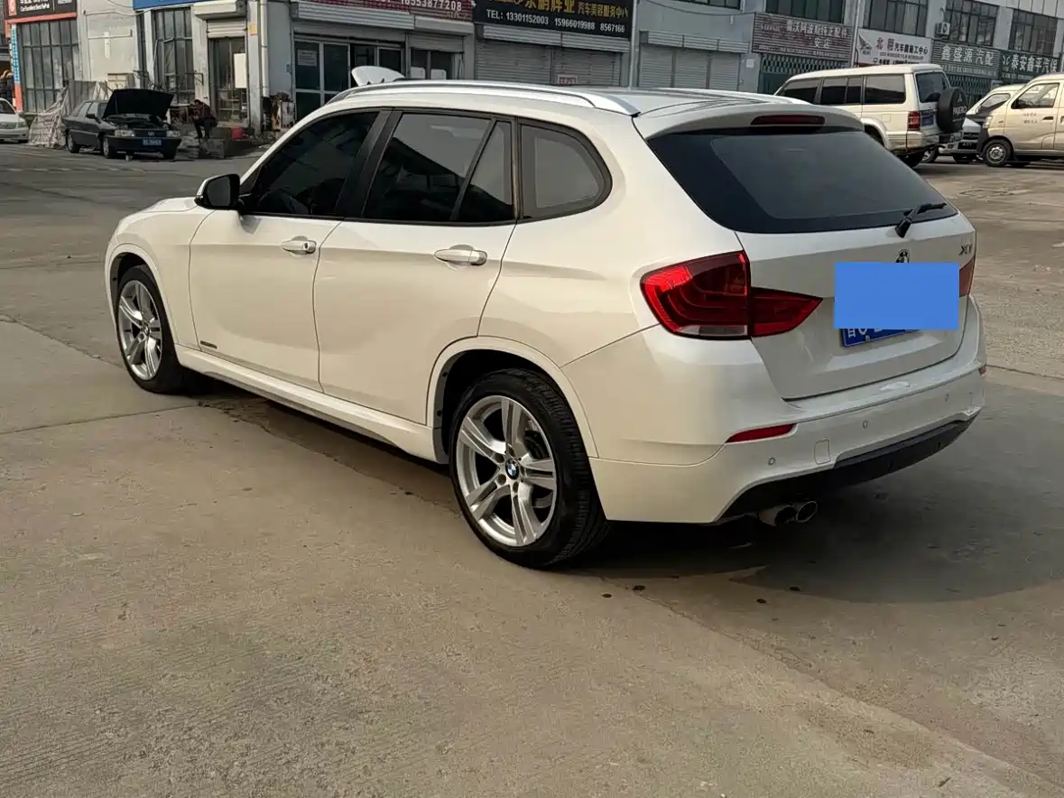 BMW X1 2015 Model sDrive18i Fashion Advanced Edition фото 3