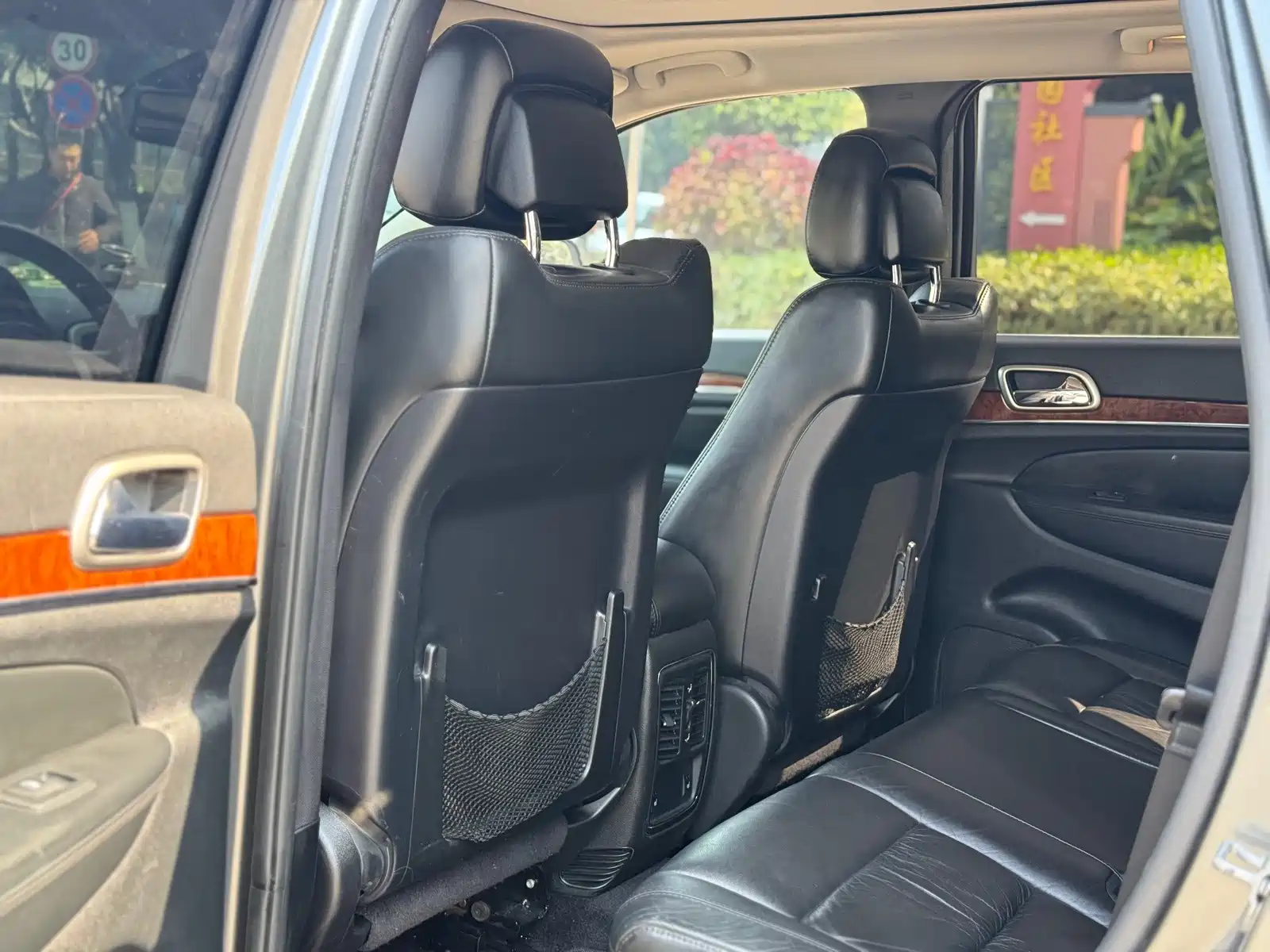Фото 6 - Jeep Grand Cherokee (Import)