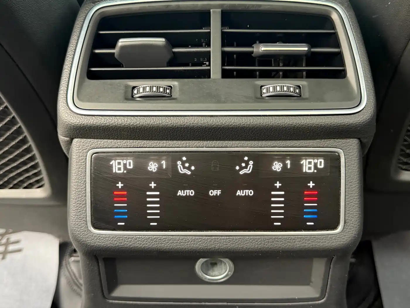 Audi A6L 2021 45 TFSI Exclusive Sport фото 21