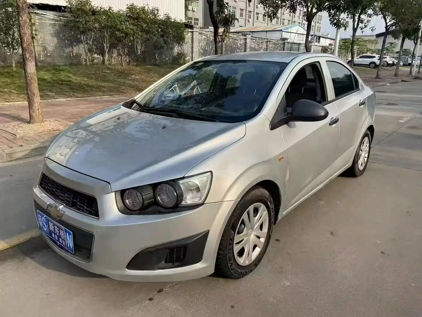 Chevrolet Aveo 2012 2011 Sedan 1.4L AT SL