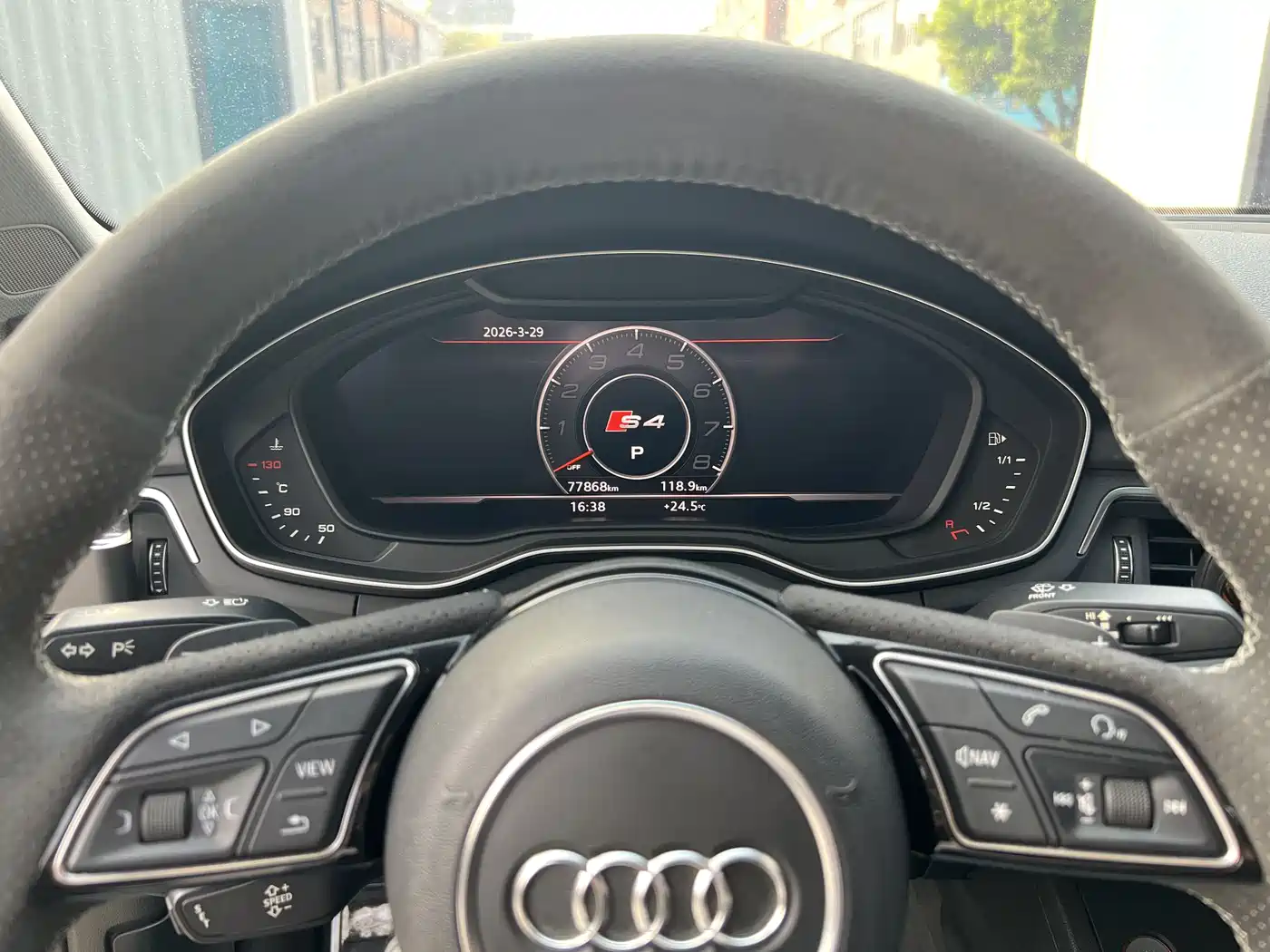 Audi A4L 2017 Model 45 TFSI quattro Sport Version фото 7