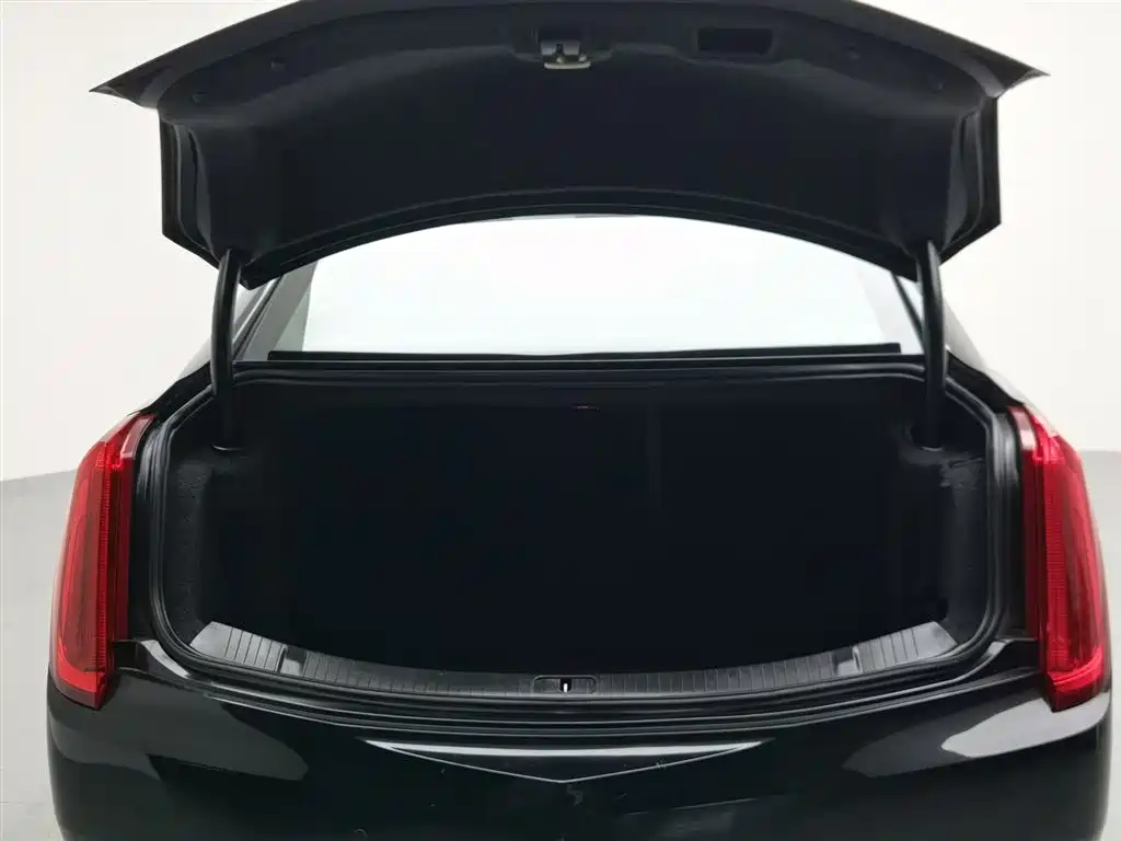 Cadillac XTS 2017 28T Technology фото 16