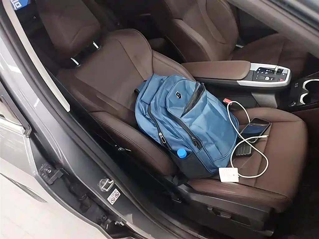 BMW iX1 2023 xDrive30L X Design Package фото 25
