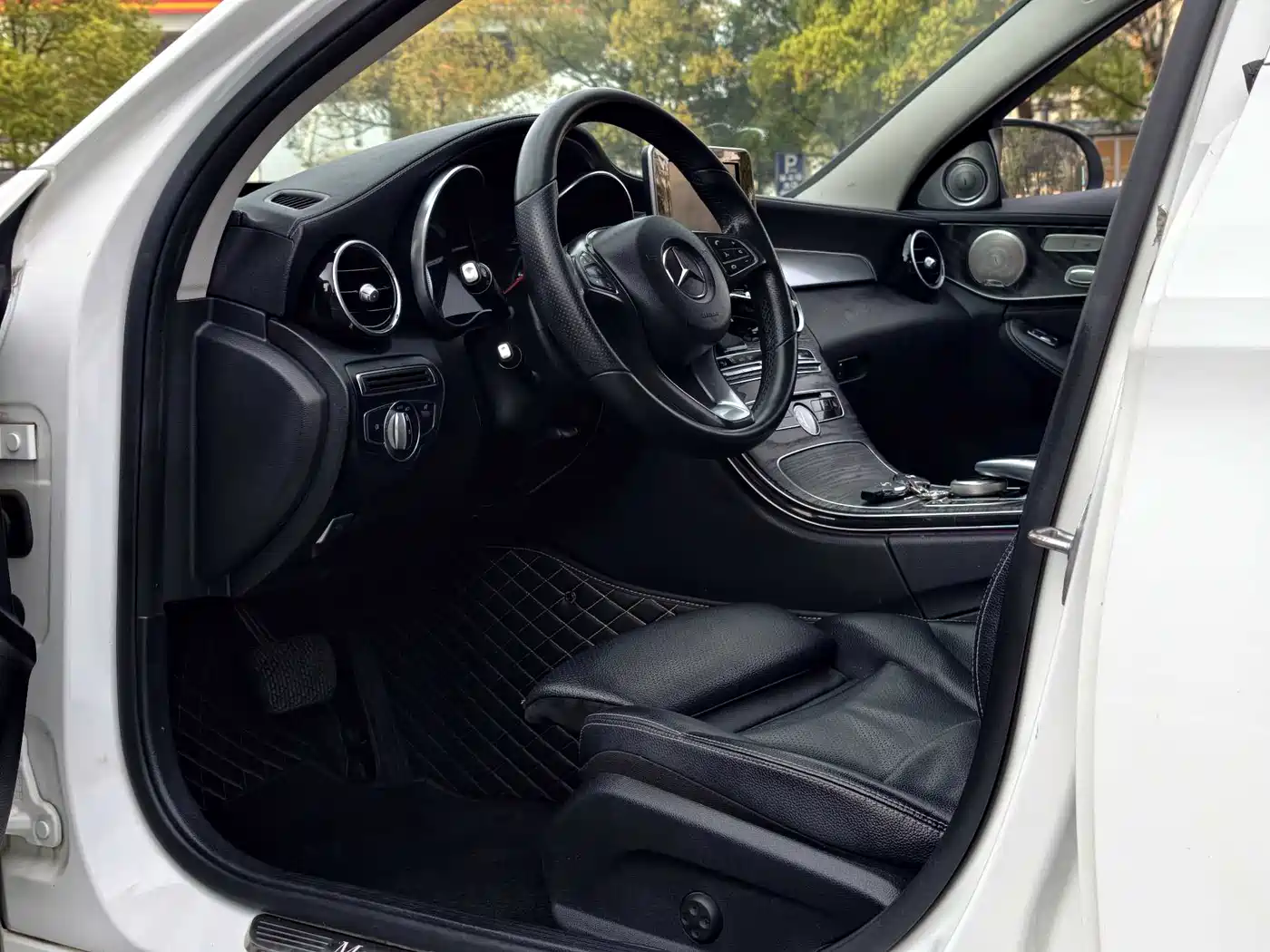 Mercedes-Benz C-Class 2018 C 200 L Sport Edition фото 8