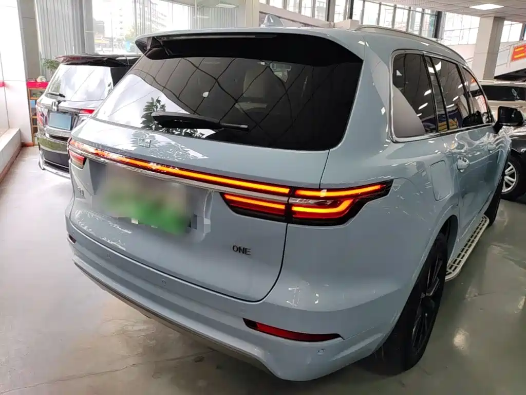 Фото 7 - Li Auto Li ONE