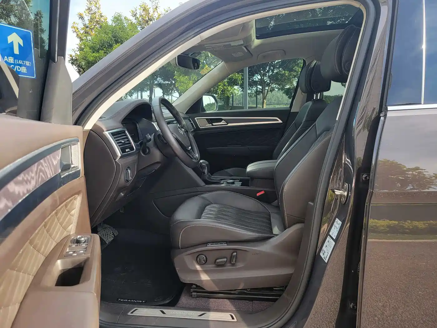 Volkswagen Teramont 2019 530 V6 AWD Flagship Edition China V фото 4