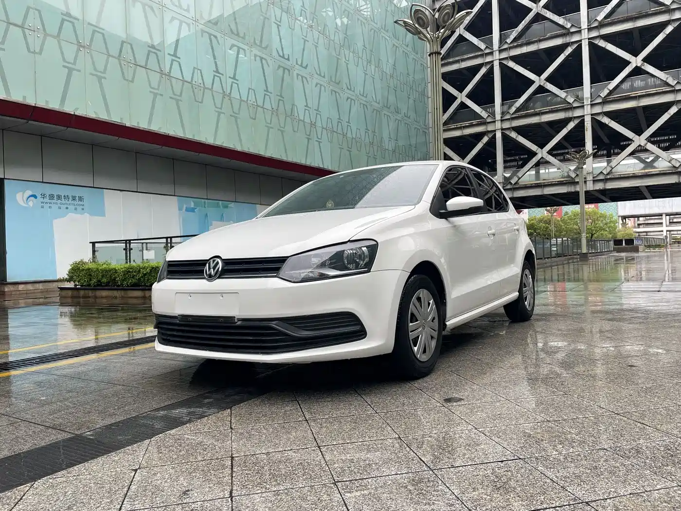 Volkswagen Polo 2018 1.5L Auto Safe Drive