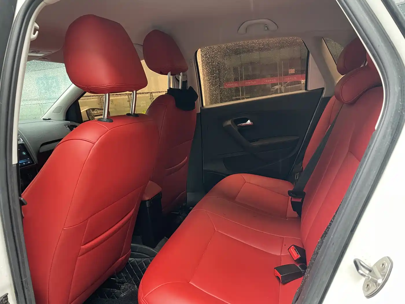 Volkswagen Polo 2018 1.5L Auto Safe Drive фото 13