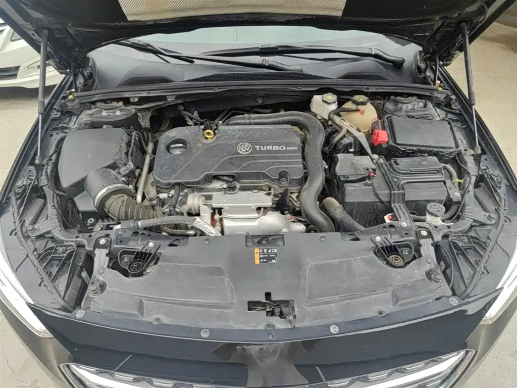 BUICK REGAL