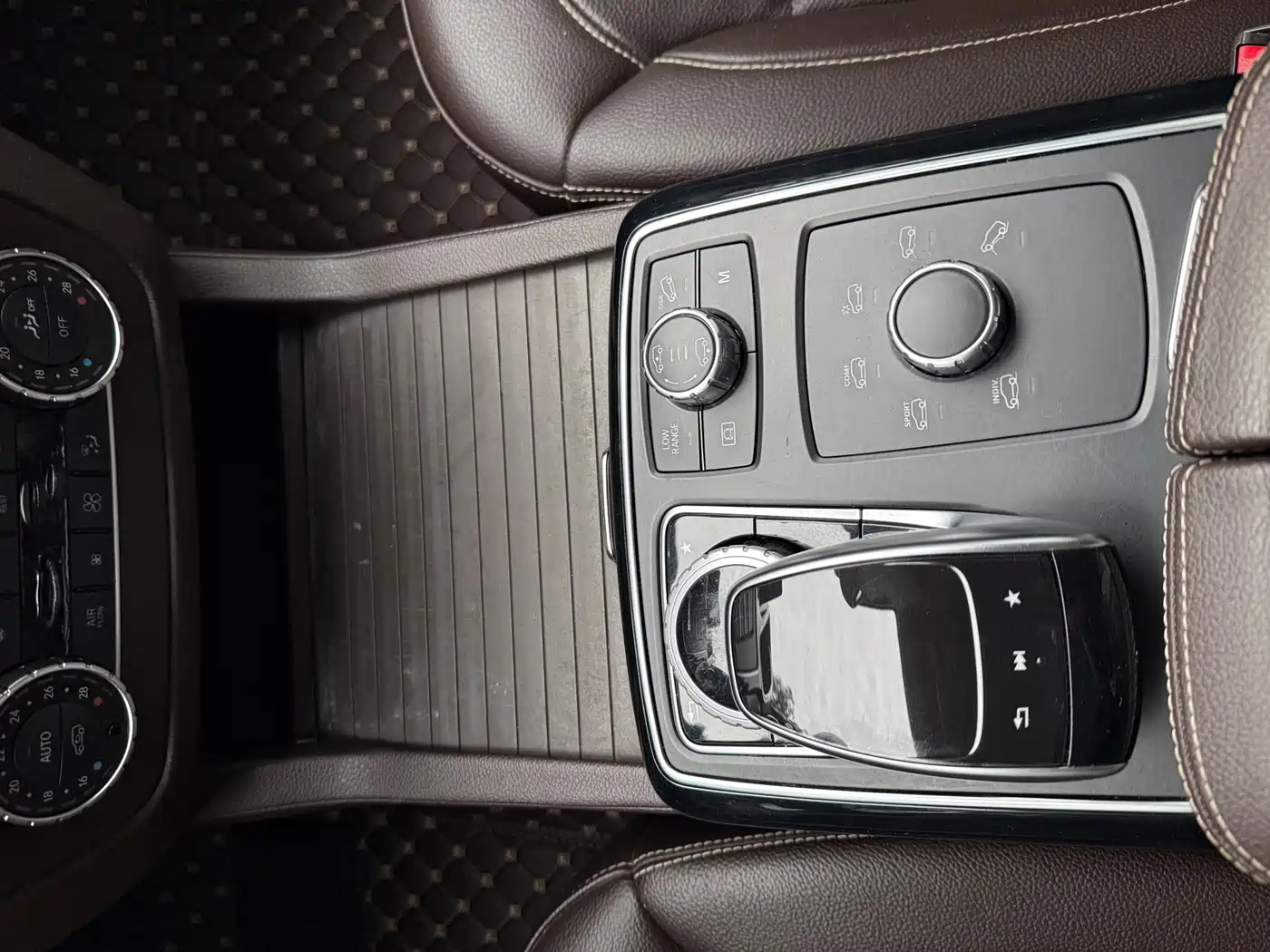 Mercedes-Benz GLS 2016 GLS 400 4MATIC Dynamic фото 12