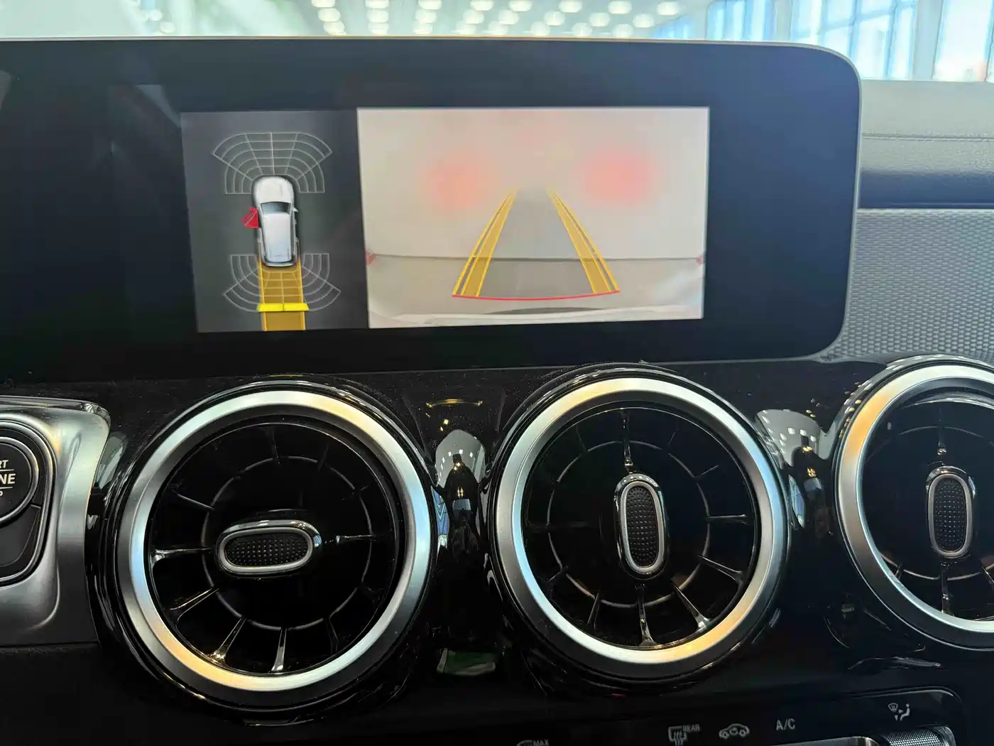 Mercedes-Benz GLB 2020 GLB 180 Style фото 13