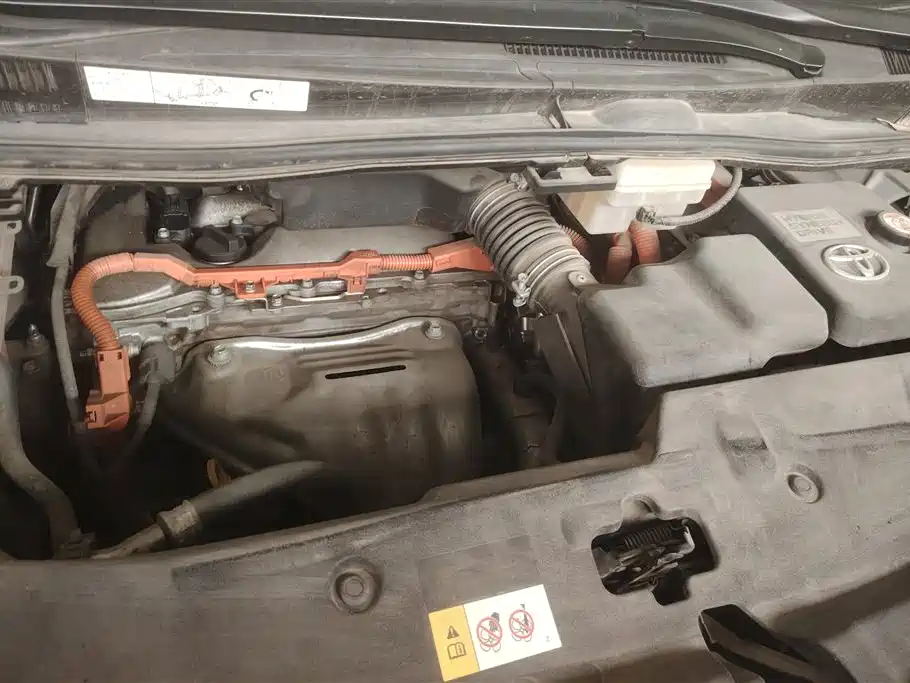 Toyota Alphard 2021 Hybrid 2.5L Ultimate фото 9